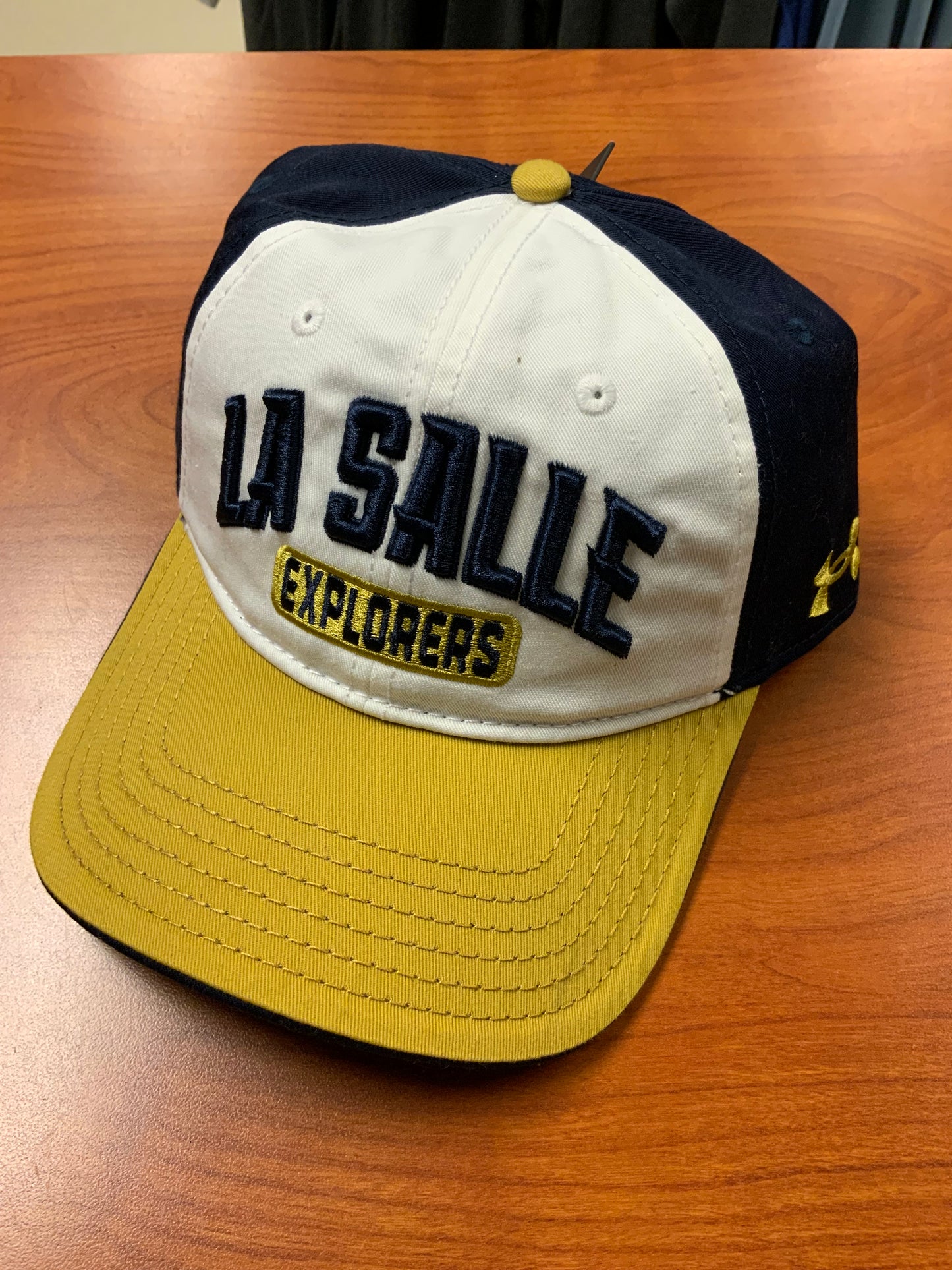 UA Hat La Sallle tri color-navy/gold/wh